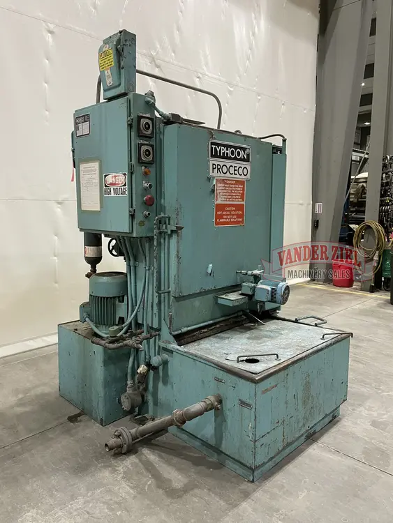 Used TYPHOON _UNKNOWN_ Washers Michigan US | Vander Ziel Machinery Sales #482922