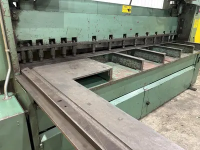 8' X 1/4" BETENBENDER HYDRAULIC POWER STEEL SQUARING SHEAR: STOCK #23332