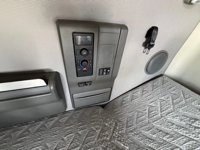 Used 2021 VOLVO VNL760 Conventional trucks Indiana US | Miedema Asset Management Group #1414665