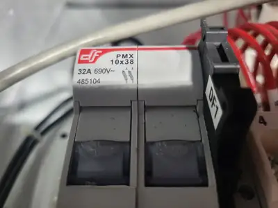 USED SQUARE D MODEL 6