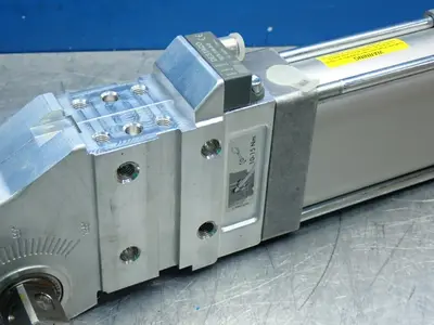 NEW DESTACO 82M3ND00063L8