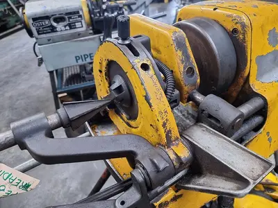 USED REMS PIPE & BOLT THREADING