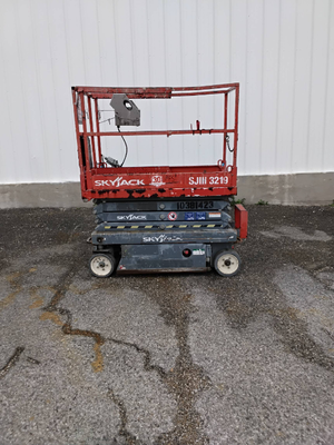 USED 2015 Skyjack SJ3219