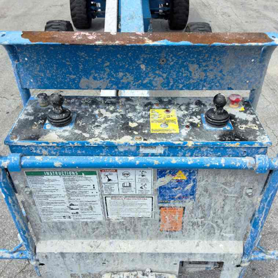 USED 2014 Genie S-40
