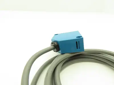 Honeywell FE7D-TX7E-M Micro Switch Phototransistor Sensor 24-240VAC/12-240VDC