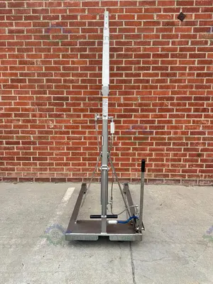 Used RUGER HP1000 SS PORTABLE FLOOR CRANE 1000 LBS CAPACITY OVERALL WIDTH 31.5" Cranes (Misc) California US | Equipment Lab #1402852