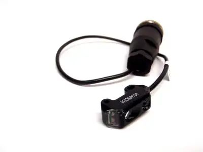 Used Banner Engineering Photoelectric Sensor 1' Cable 10-30VDC w/ M12 Conn Photoelectric Sensors Michigan US | Maverick Industrial Sales #1396906