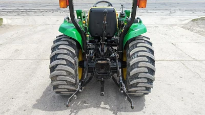 USED 2011 JOHN DEERE 3038E