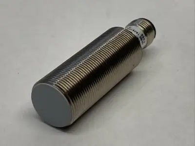 IWRM 18Z8704/S14C | Baumer  Inductive Distance Sensor M12 5-Pin 10156471 - New Other