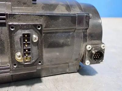 USED YASKAWA ELECTRIC SGMGV05D3E6C