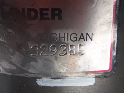 USED TG SYSTEMS WELD ROBOT PNEUMATIC CYLINDER