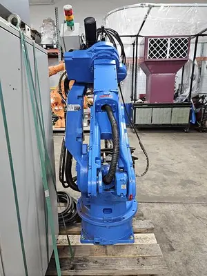 USED 2014 YASKAWA MOTOMAN MA1900