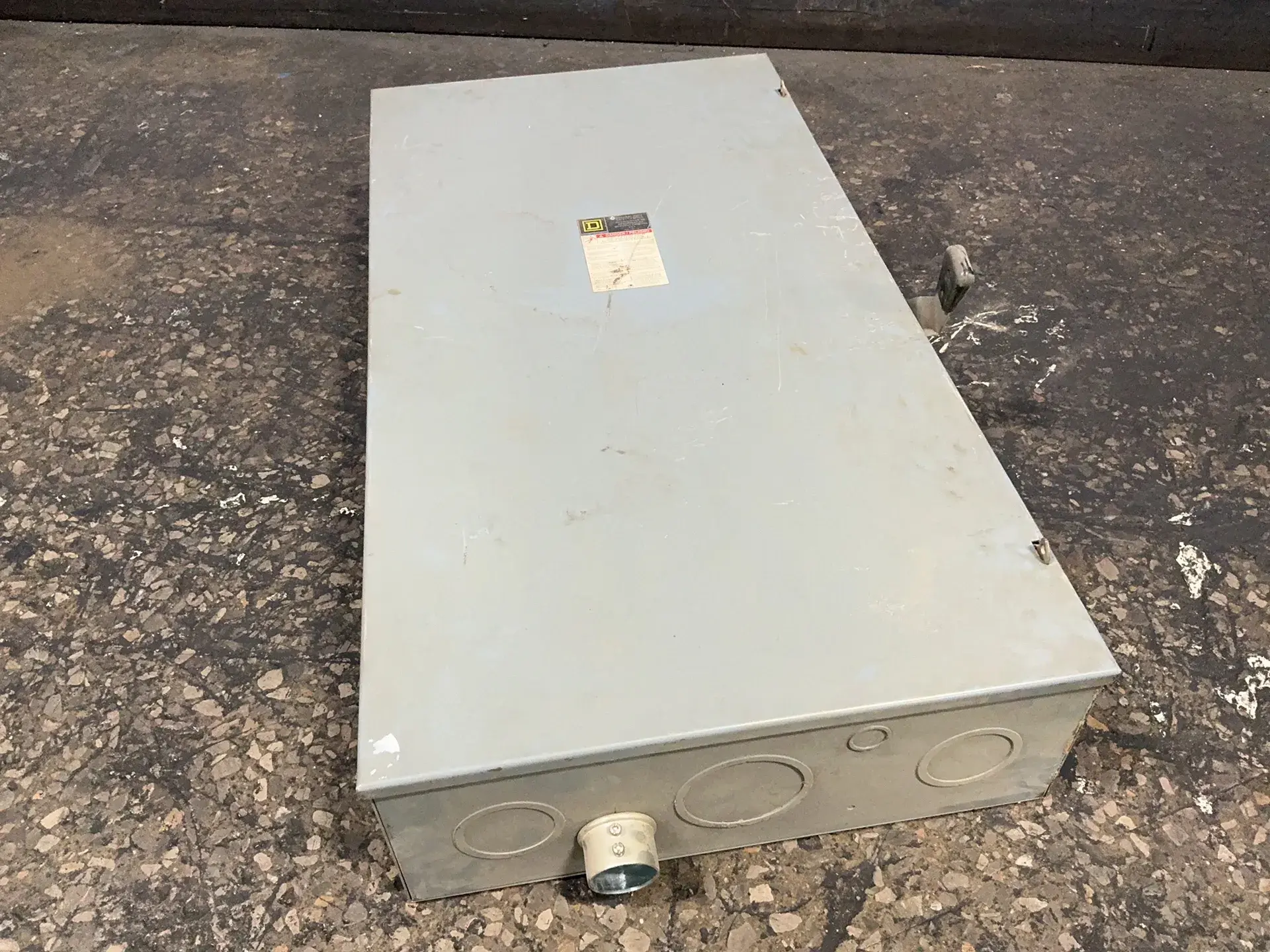 Used SQUARE D D325N Switchgears Ohio US | HGR 24 #1301708