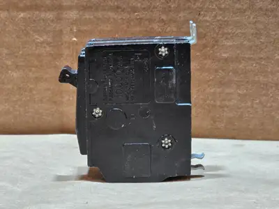 Used SQUARE D QO230 Switchgears British Columbia CA | Lenmark #1438636