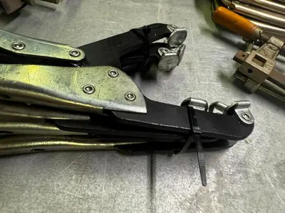 Used _UNKNOWN_ _UNKNOWN_ Pliers Ohio US | Myron Bowling Auctioneers Inc #1504102