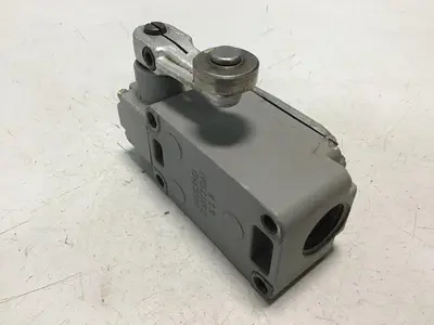 USED YAMATAKE 1LS1-J
