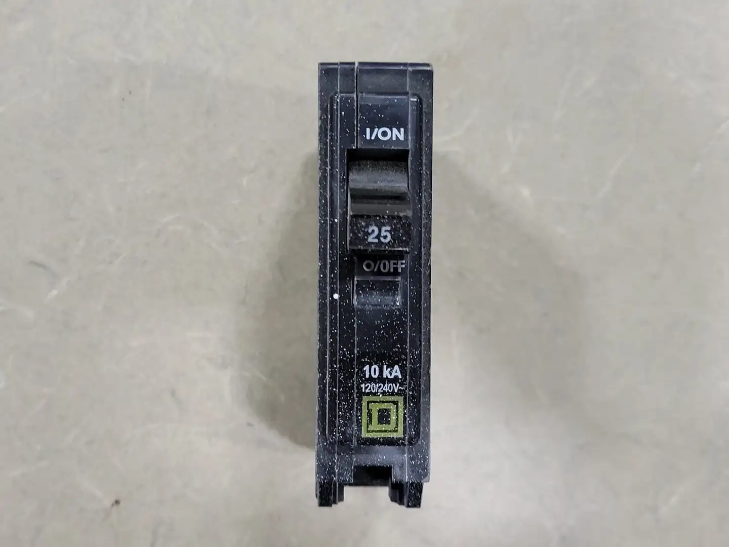 USED SQUARE D QOB125
