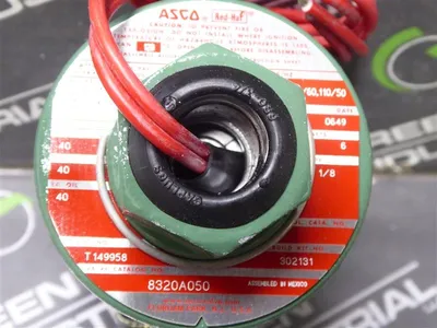 ASCO 8320A050 Red Hat Solenoid Valve New NIB