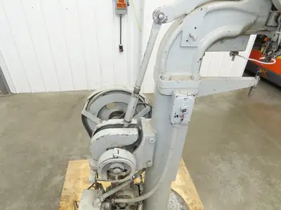 Chicago Rivet & Machine Riveter Self Feed 10" Throat 115V 1/8" Touch-O-Matic