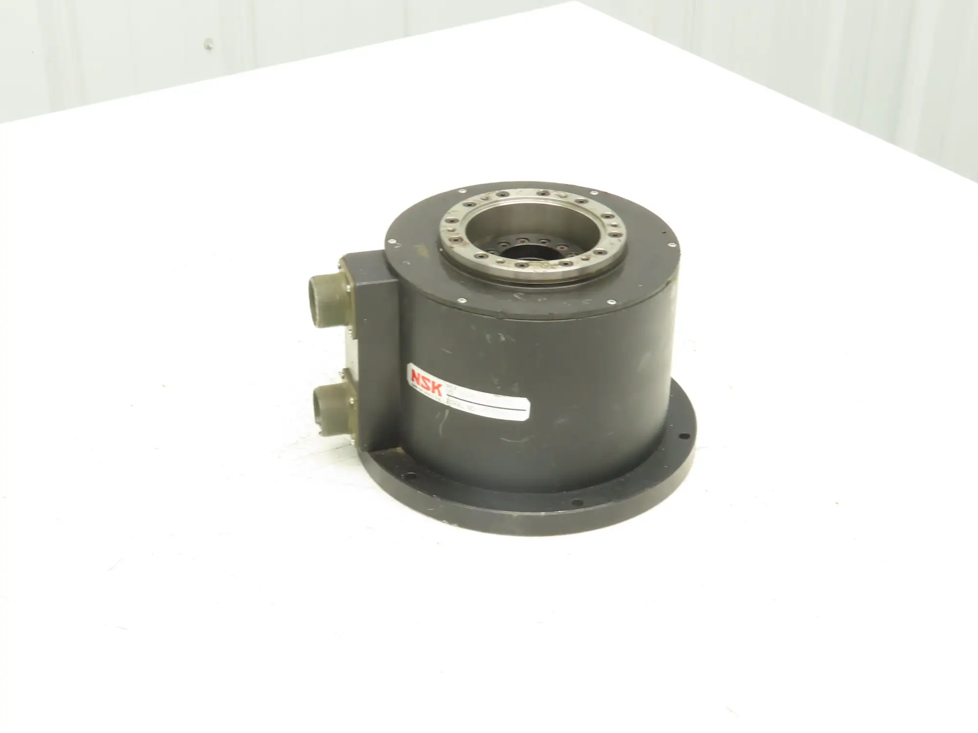 NSK RS0608DN512 MegaTorque Servo Motor Connector Has Slight Damage