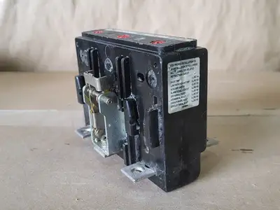 Used CUTLER-HAMMER KT3200T Switchgears British Columbia CA | Lenmark #239046