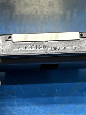 REXROTH MINIATURE RUNNER BLOCK R044351340 NNB Fast Shipping! + Warranty