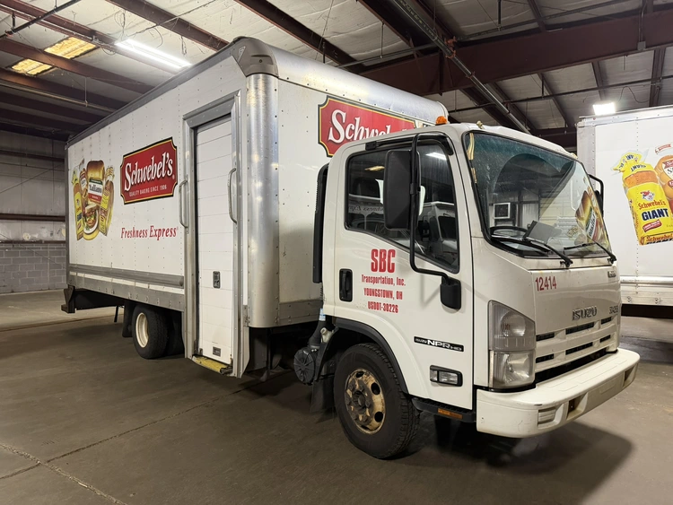 Used 2014 ISUZU NPR-HD 18' BOX TRUCK Box trucks Ohio US | Miedema Asset Management Group #1709369