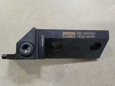 USED SANDVIK 880 320211R7 HCLD-9014R 3H0966723