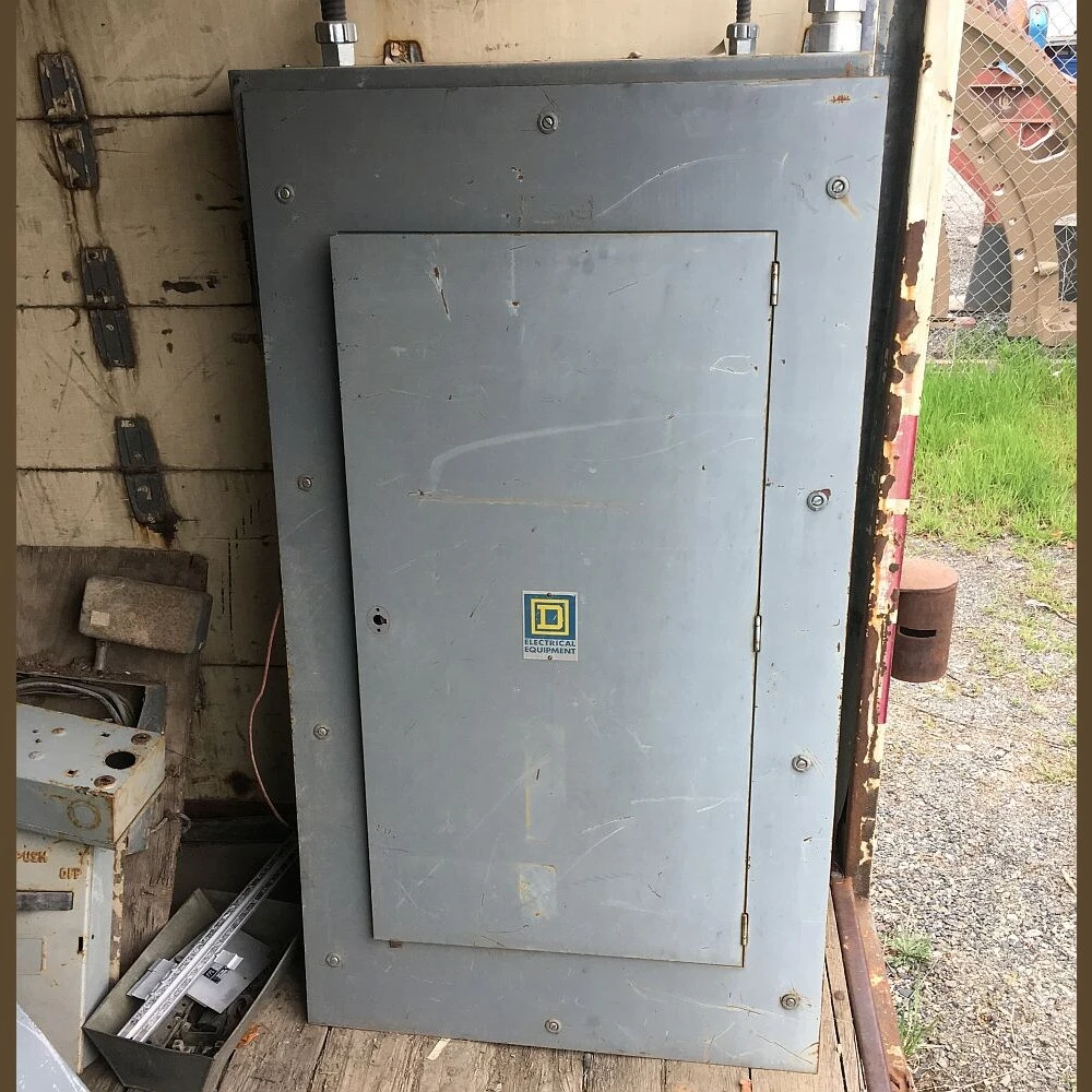 Square D 225 Amp 600 Volt Breaker Panel