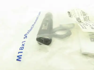 Balluff BOS 18KF-PA-1HA-S4-C Photoelectric Diffuse Sensor 10-30VDC 18mm x 96mm