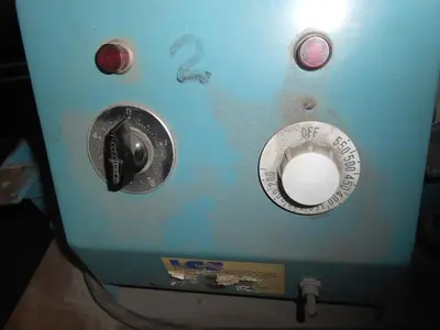 6744-185 Lee Casting 4-Post Rubber Mold Vulcanizer
