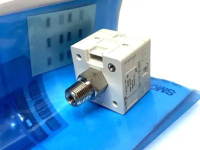 New | in-Stock SMC Digital Vacuum Pressure Switch 12-24VDC Pressure Switches Michigan US | Maverick Industrial Sales #1398902