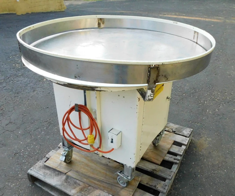 Used 48" ACCUMULATOR 48" TABLE Accumulators New Jersey US | Champion Trading Corporation #423230