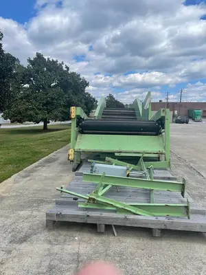 84” wide KWS Feed Conveyor