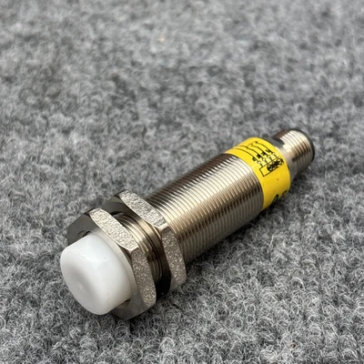 Used Banner Engineering M18GRY2PQ Proximity Sensors California US | Davliegogo LLC #1708053