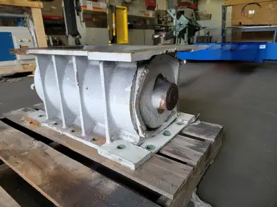 USED FULLER P56-B1635
