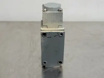 USED ALLEN-BRADLEY 802T-AP