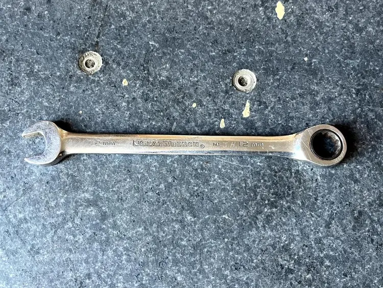 Used GEARWRENCH RATCHETING WRENCH Wrenches California US | Van Aliso Enterprises Inc #716890