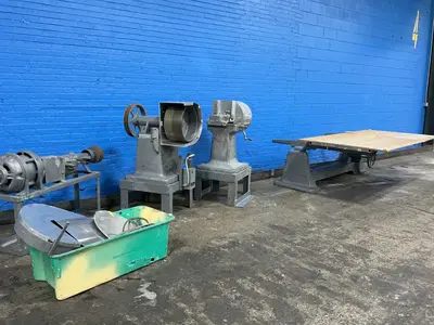 Used WYSONG & MILES 171 Woodworking Stroke Sanders Ohio US | HGR 24 #1266699