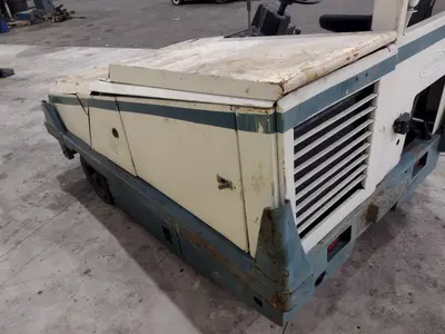 TENNANT MODEL #360 POWERED FLOOR SWEEPER: STOCK #21128
