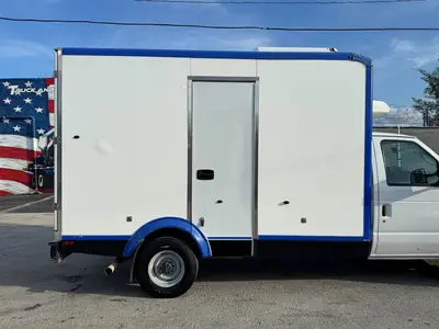 Used 2023 FORD E-350 Reefer Trucks Florida US | Truck and Van Outlet #1509231