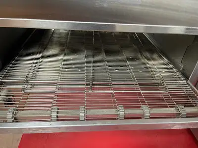 Used Star UM-1833A Conveyor Ovens Illinois US | Falcon Restaurant Supply #1374951