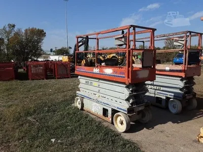 USED 2005 SKYJACK SJIII 3226
