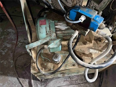 Used DOUCET SRH-30-8.5-212-36 Woodworking Assembly Clamps California US | MachineryMax #1321517