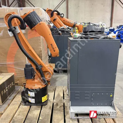 KUKA KR 8 R1620 Arc HW Robot System w/ KRC4 Controller