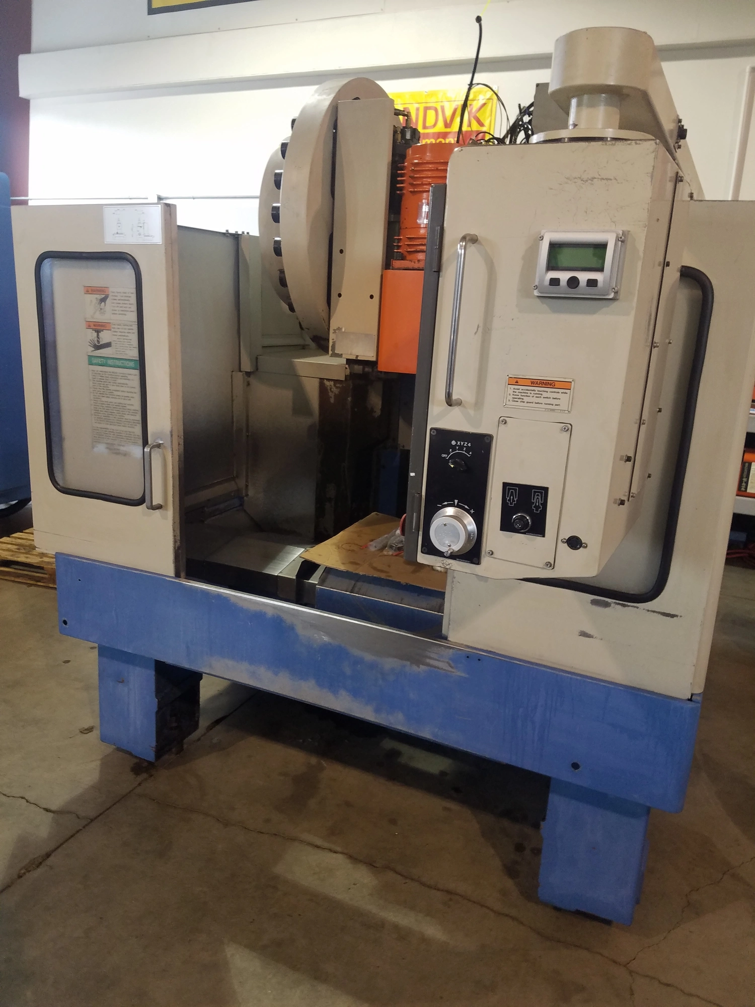 USED 1993 MAZAK V414 3-AXIS CNC VMC