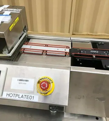 COST EFFECTIVE EQUIPMENT 2100 HOTPLATE AND AUTOWAFER LOADER