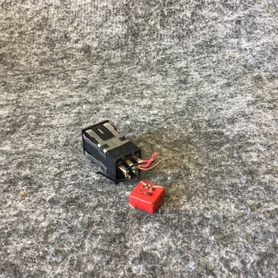 Used Microswitch AML10 Misc Electrical & Power Parts California US | Davliegogo LLC #1730788