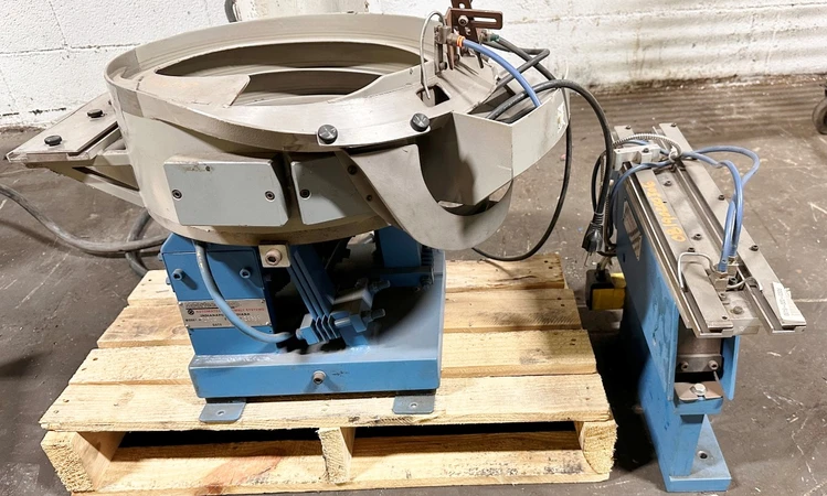 Used MOORFEED _UNKNOWN_ Vibratory Feeders Ohio US | McKean Machinery Sales #446159