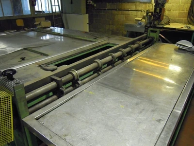 USED ZM WIDE CONVEYOR CUTTING SYSTEM FOR WOVEN MESH